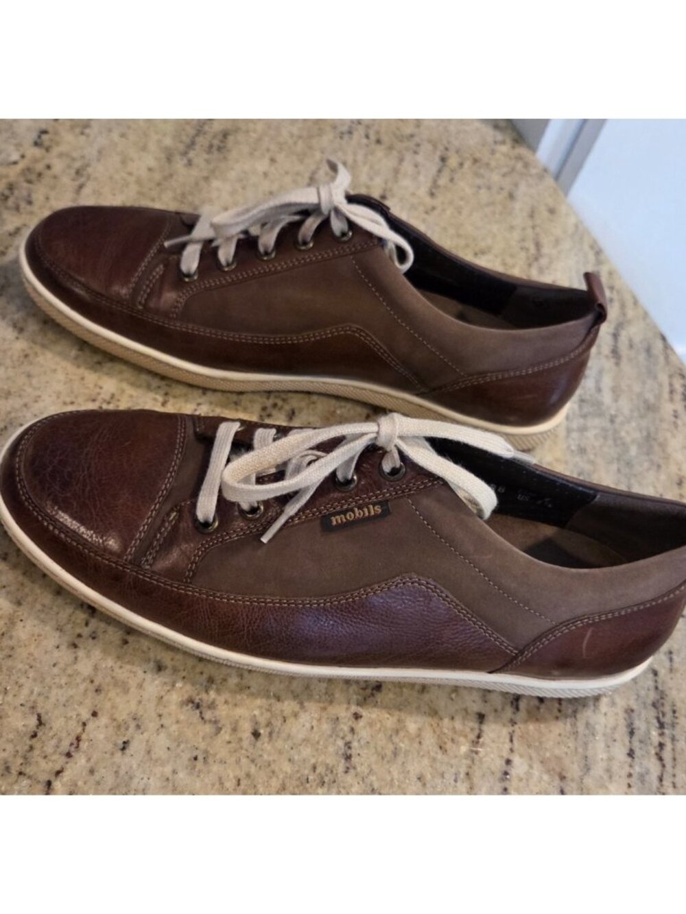Mephisto Mobils Womens 8.5 Brown Nubuck Leather Comfort Sneakers Air Relax